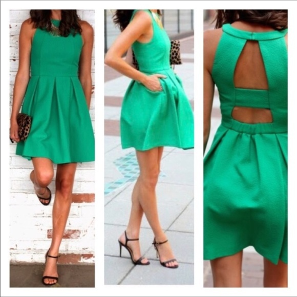 Zara Dresses & Skirts - Zara Green Cut Out Dress with pockets